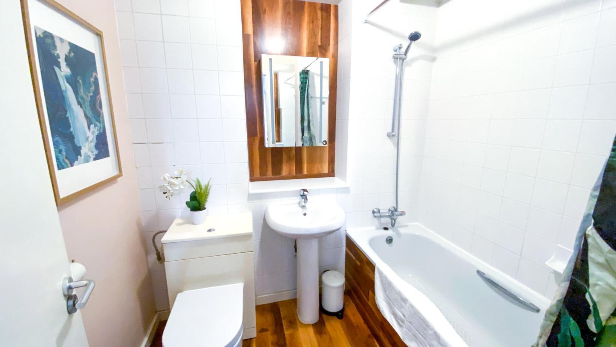 2 Bed Shoreditch Home With Parking Londra Dış mekan fotoğraf